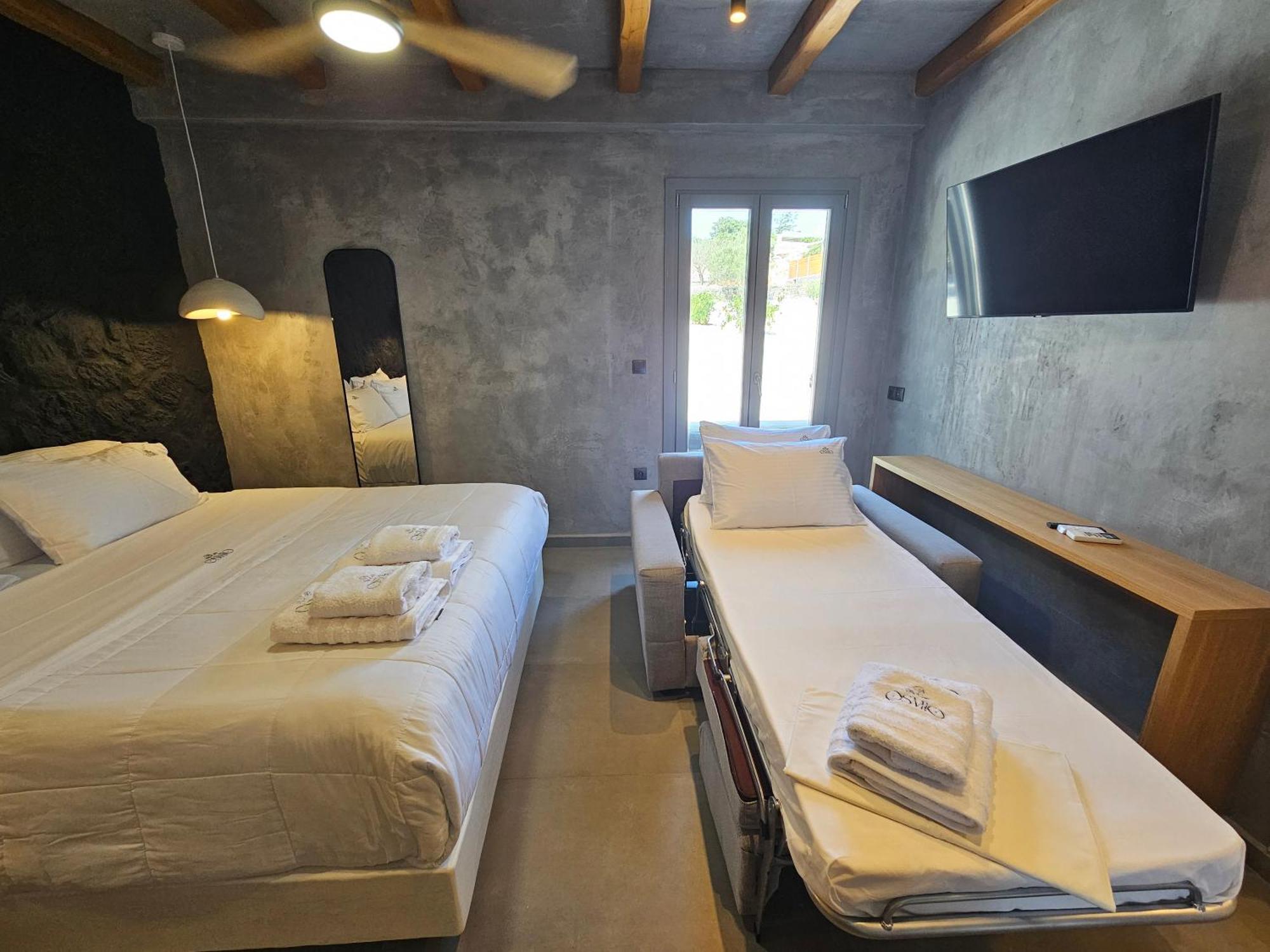 Osmio Luxury Residence Adamantas  Exteriör bild